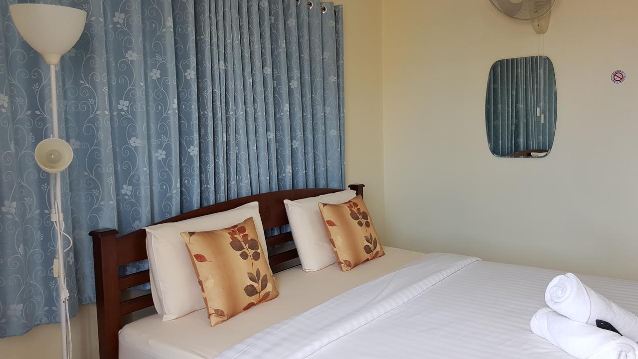 Baan Taweesuk Guest House HHQ Eksteriør bilde