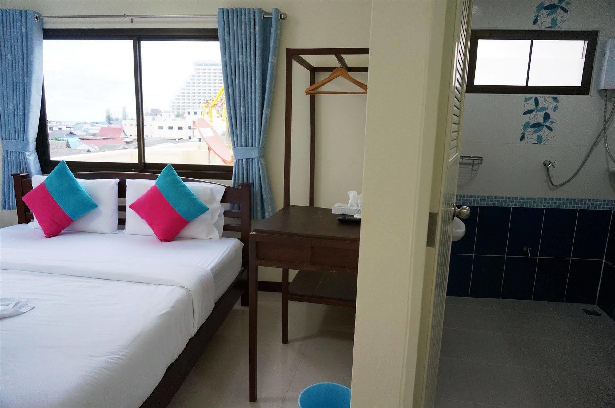 Baan Taweesuk Guest House HHQ Eksteriør bilde