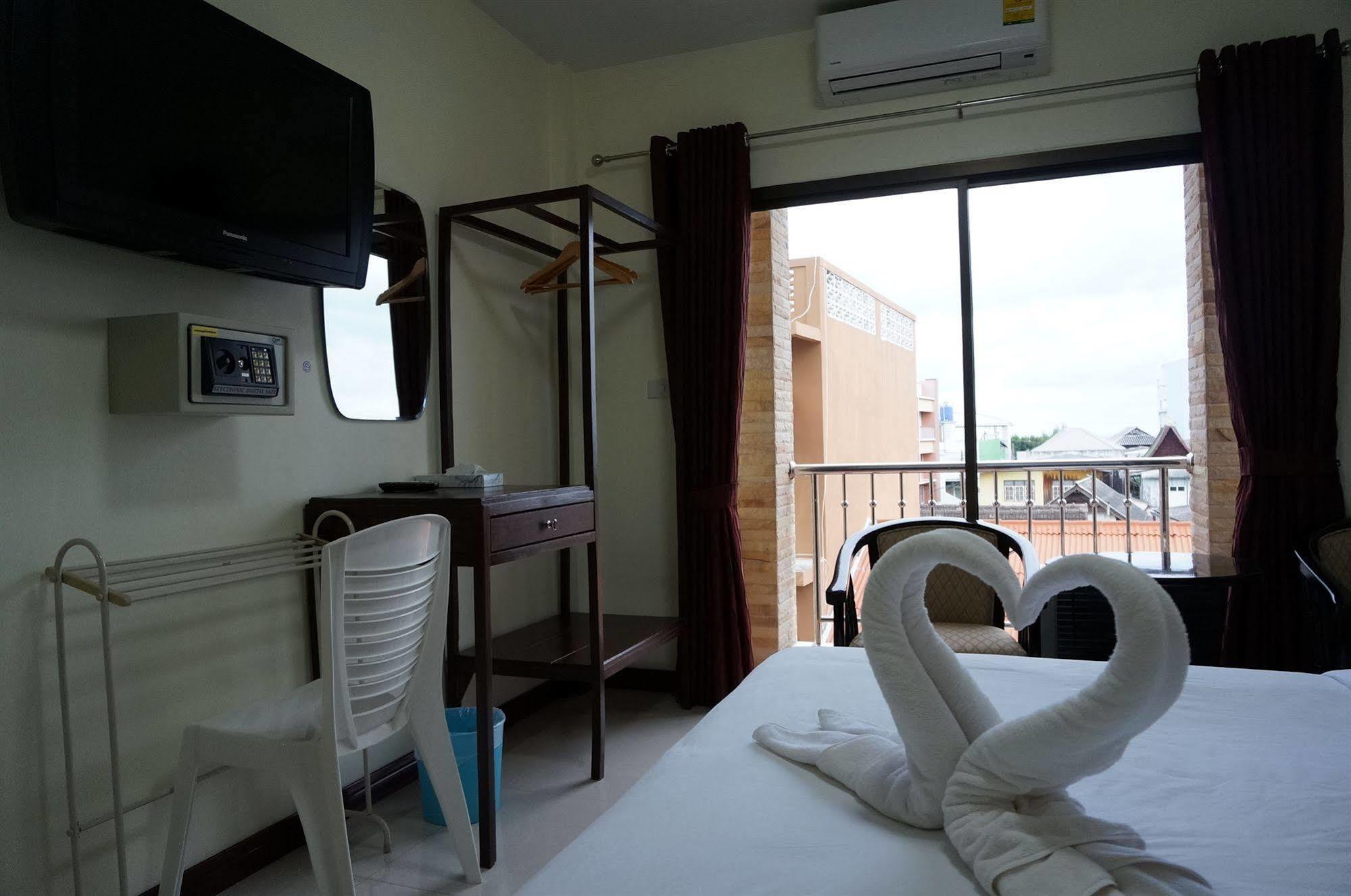 Baan Taweesuk Guest House HHQ Eksteriør bilde