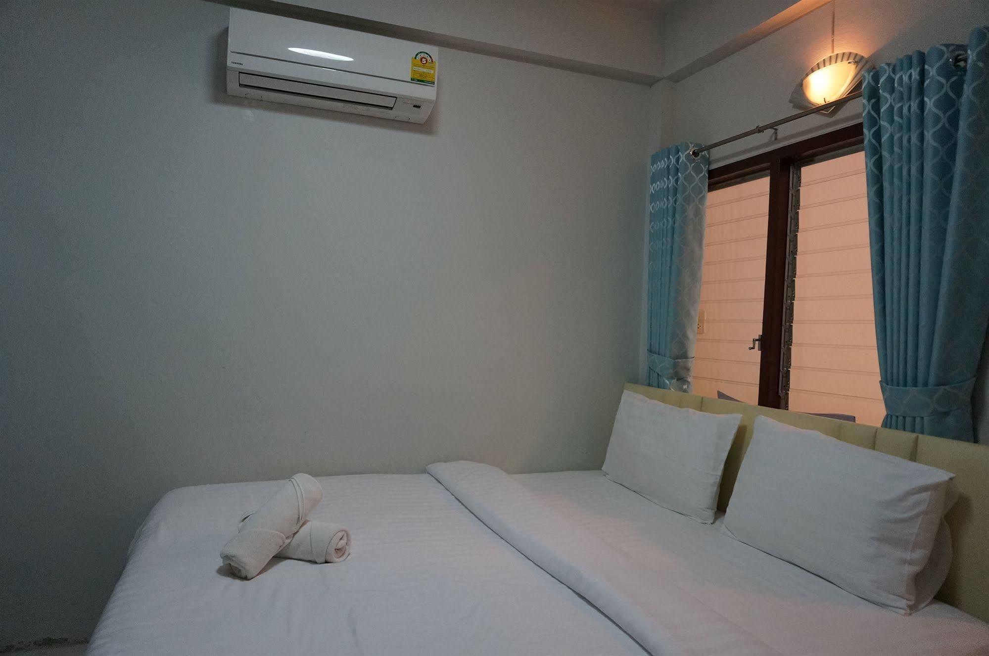 Baan Taweesuk Guest House HHQ Eksteriør bilde
