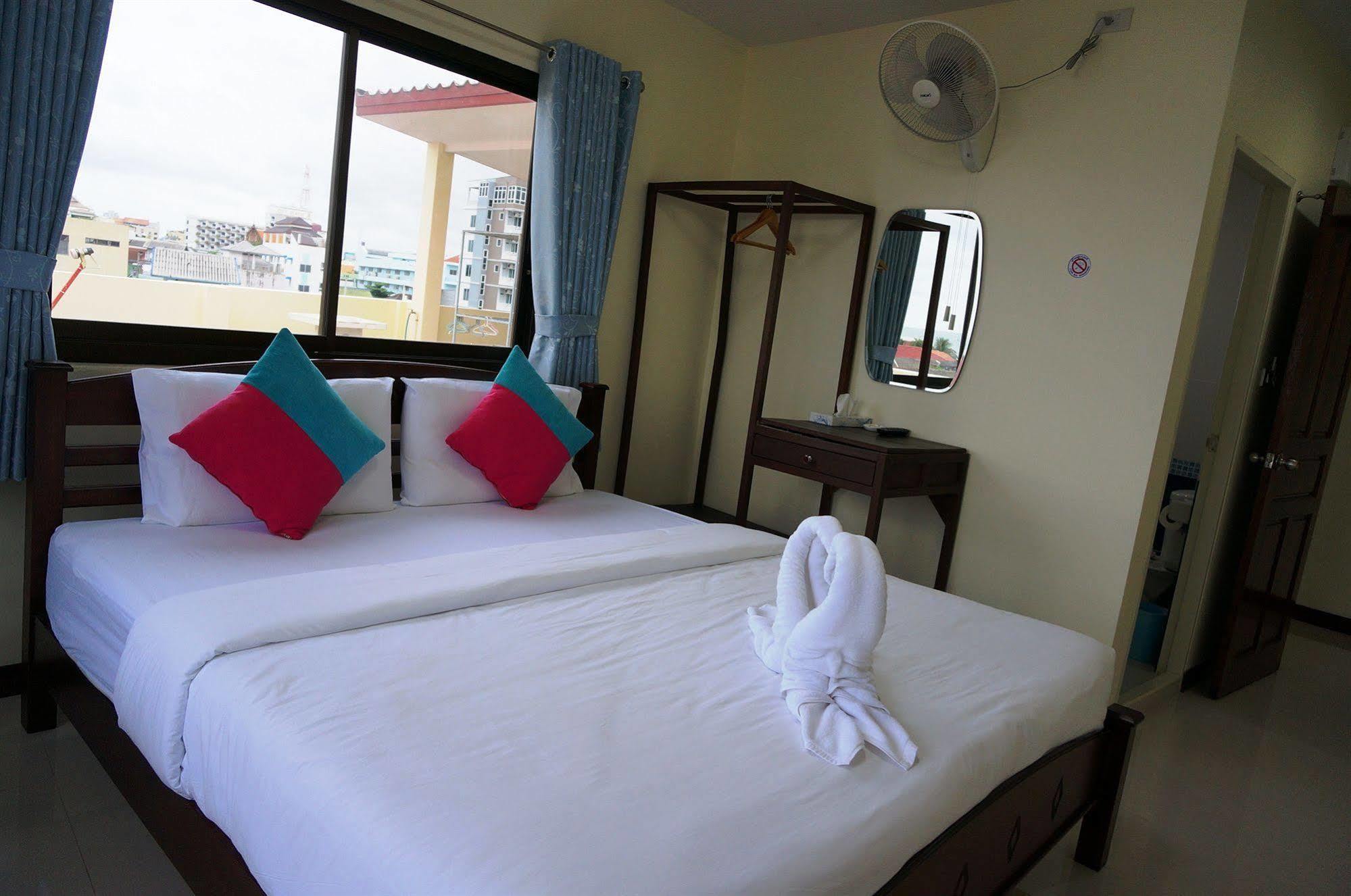 Baan Taweesuk Guest House HHQ Eksteriør bilde